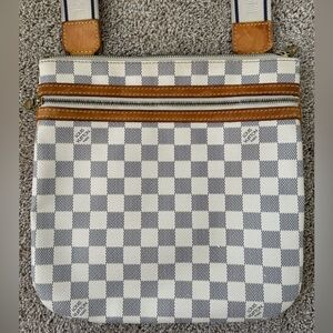 AUTHENTIC Louis Vuitton Pochette Bosphore Crossbody Canvas Damier Azure